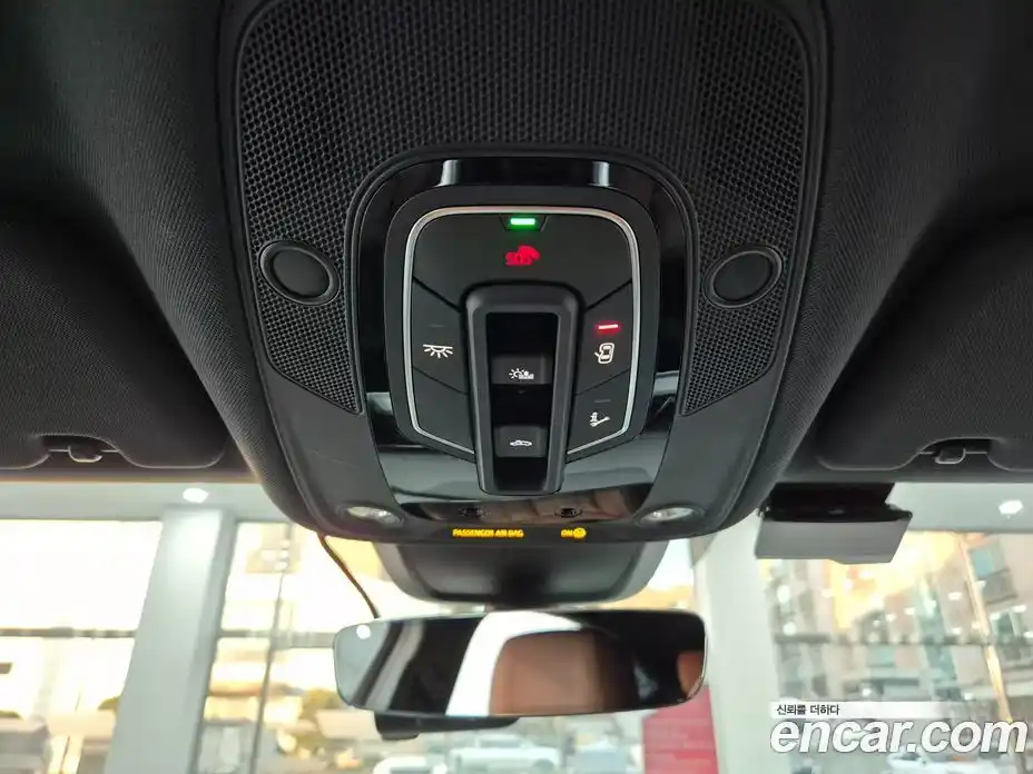 Audi Q8 e-tron 2024 0.3 Автомат в Москве № 230287, фото 13