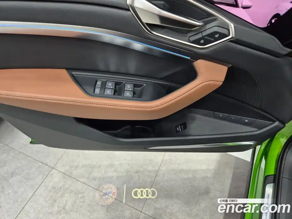 Audi Q8 e-tron 2024 0.3 Автомат в Москве № 230287, фото 14