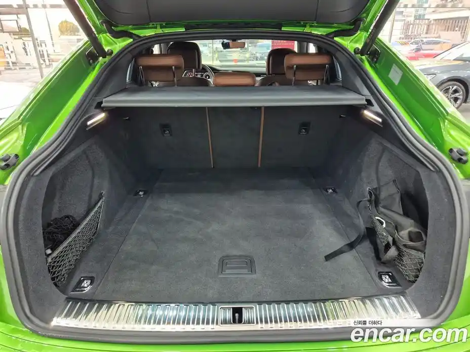 Audi Q8 e-tron 2024 0.3 Автомат в Москве № 230287, фото 18