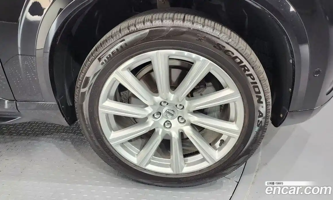 Volvo XC90 2017 2.0 Автомат в Москве № 230635, фото 14