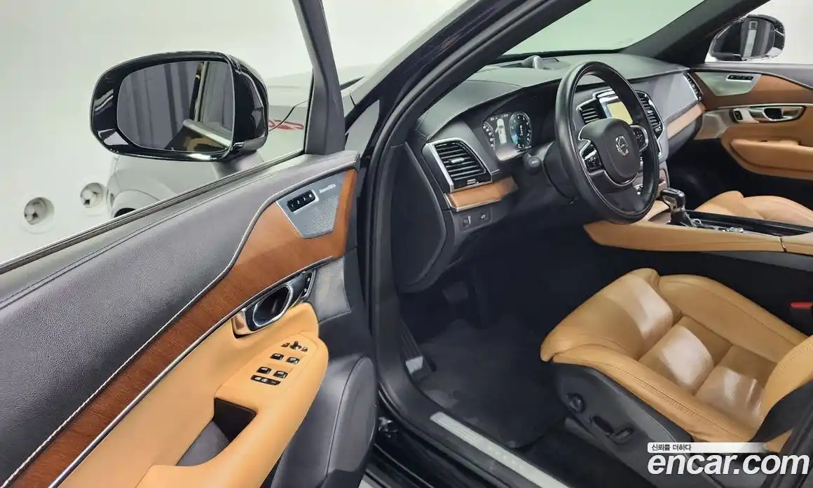 Volvo XC90 2017 2.0 Автомат в Москве № 230635, фото 3