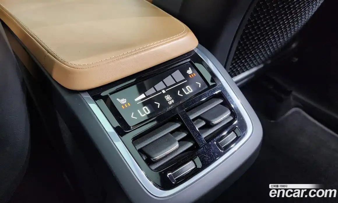 Volvo XC90 2017 2.0 Автомат в Москве № 230635, фото 7