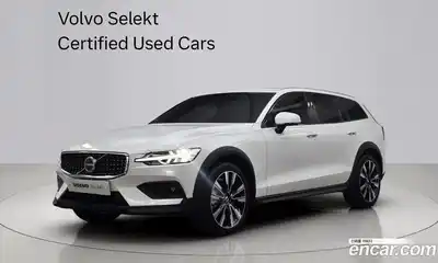 Volvo V60, 2025