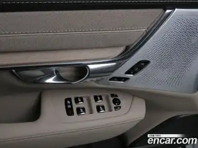 Volvo S90 2026 2.0 Автомат в Москве № 230773, миниатюра 11