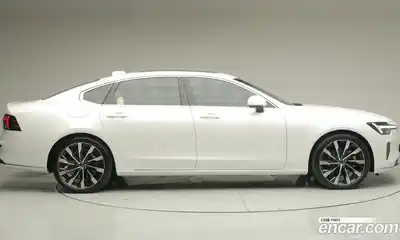 Volvo S90 2026 2.0 Автомат в Москве № 230773, миниатюра 3