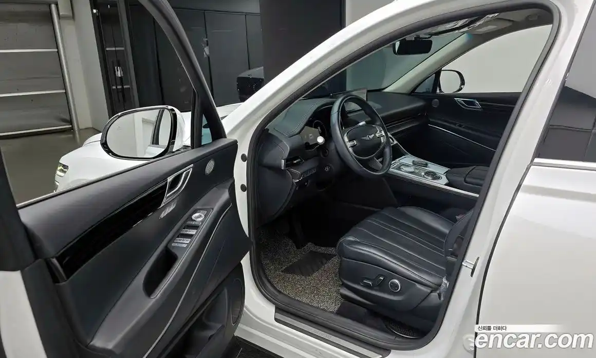 Genesis GV80 2022 2.5 Автомат в Москве № 23156, фото 1