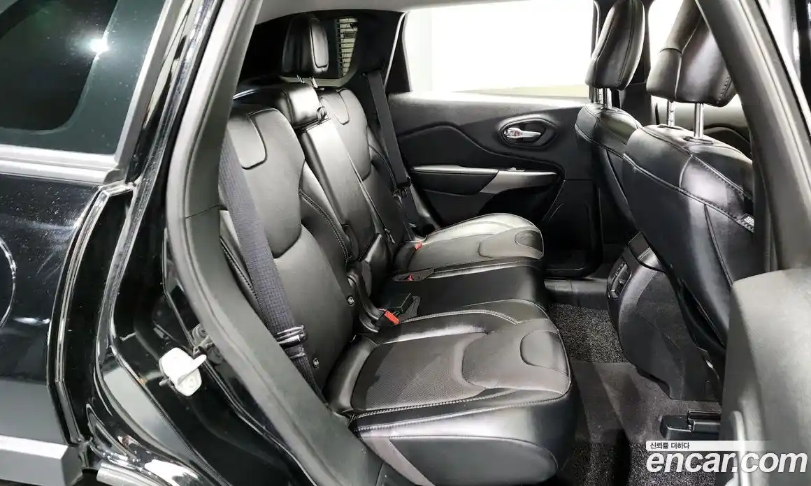 Jeep Cherokee 2022 2.4 Автомат в Москве № 232453, фото 3