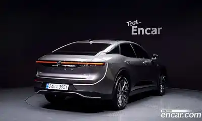 Toyota Crown 2025 2.5 Автомат в Москве № 232837, миниатюра 5