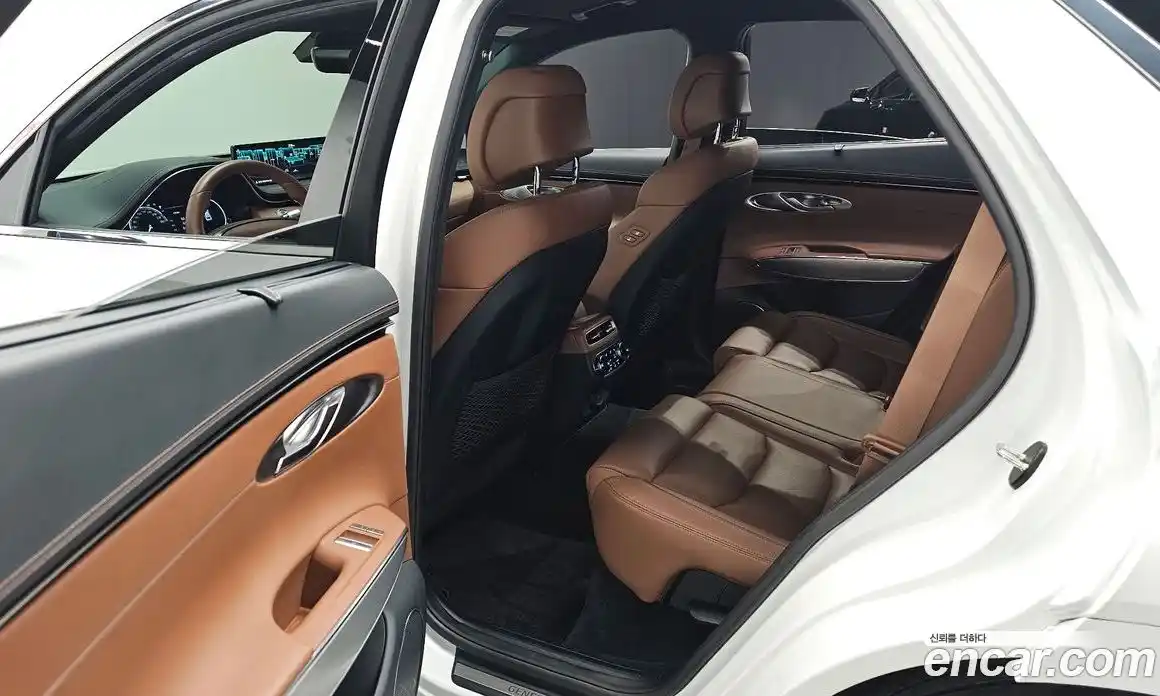 Genesis GV70 2021 2.5 Автомат в Москве № 23343, фото 16