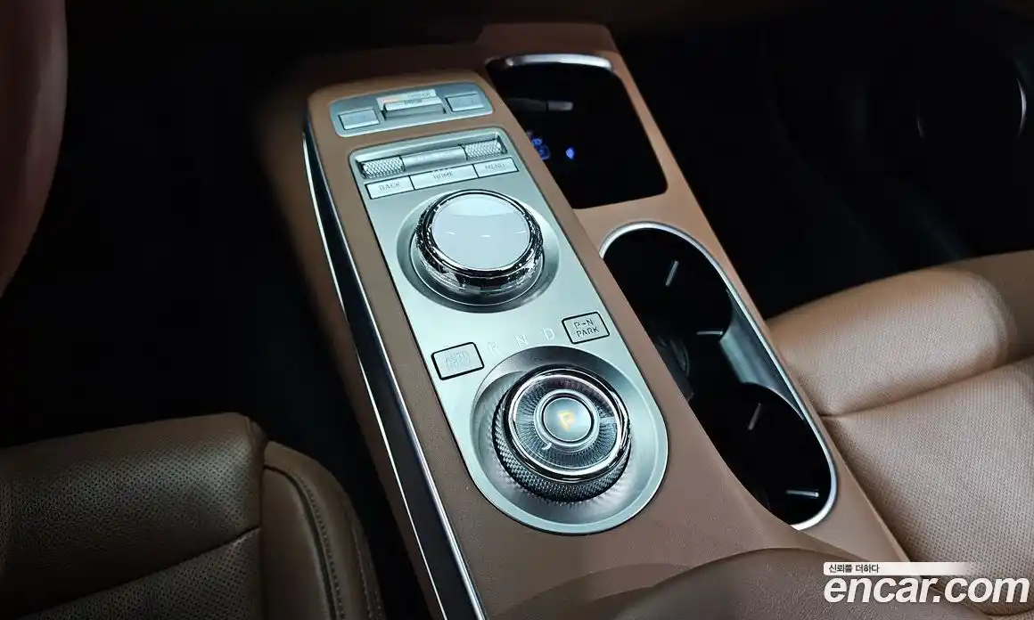 Genesis GV70 2021 2.5 Автомат в Москве № 23343, фото 10