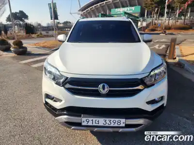 SsangYong Rexton 2018 2.2 Автомат в Москве № 236952, миниатюра 3