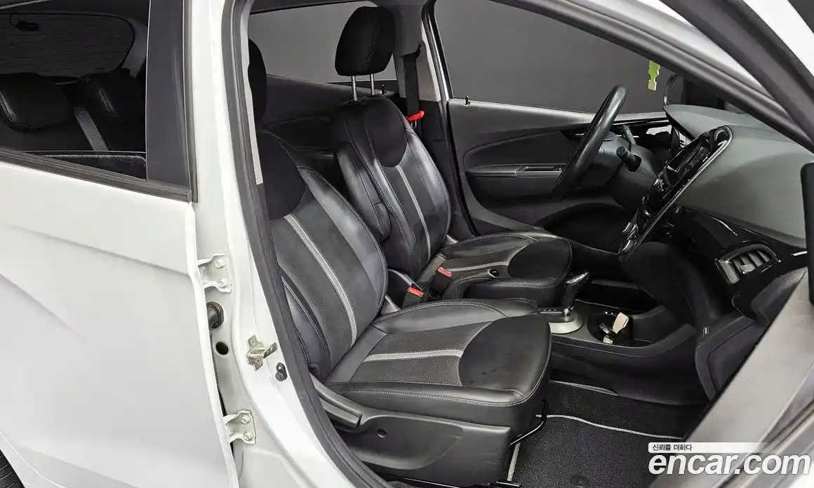 Chevrolet Spark 2021 1.0 Автомат в Москве № 238648, фото 13