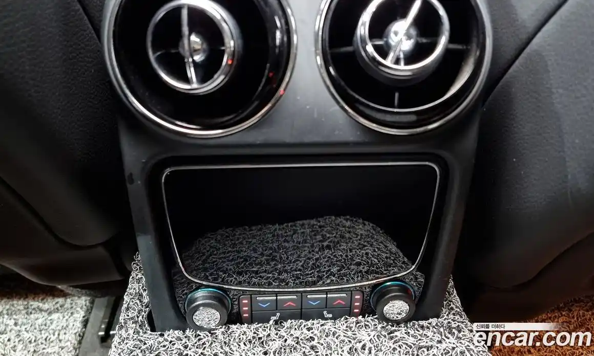 Jaguar XJ 2017 2.0 Автомат в Москве № 240012, фото 16