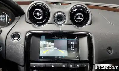 Jaguar XJ 2017 2.0 Автомат в Москве № 240012, миниатюра 7