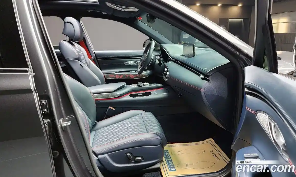 Genesis GV70 2022 2.5 Автомат в Москве № 25602, фото 9