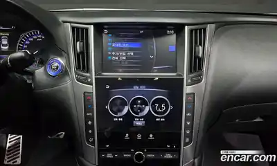 Infiniti Q50 2016 2.1 Автомат в Москве № 256184, миниатюра 2