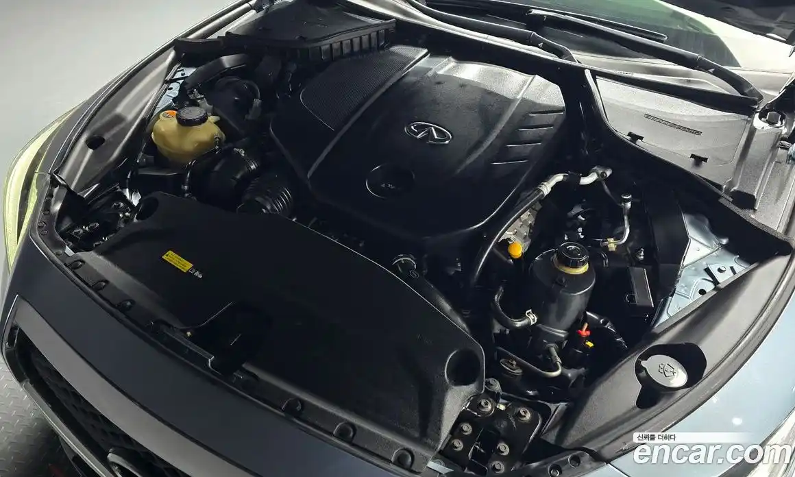 Infiniti Q50 2016 2.1 Автомат в Москве № 256184, фото 10