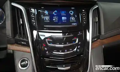 Cadillac Escalade 2020 6.2 Автомат в Москве № 256432, миниатюра 4