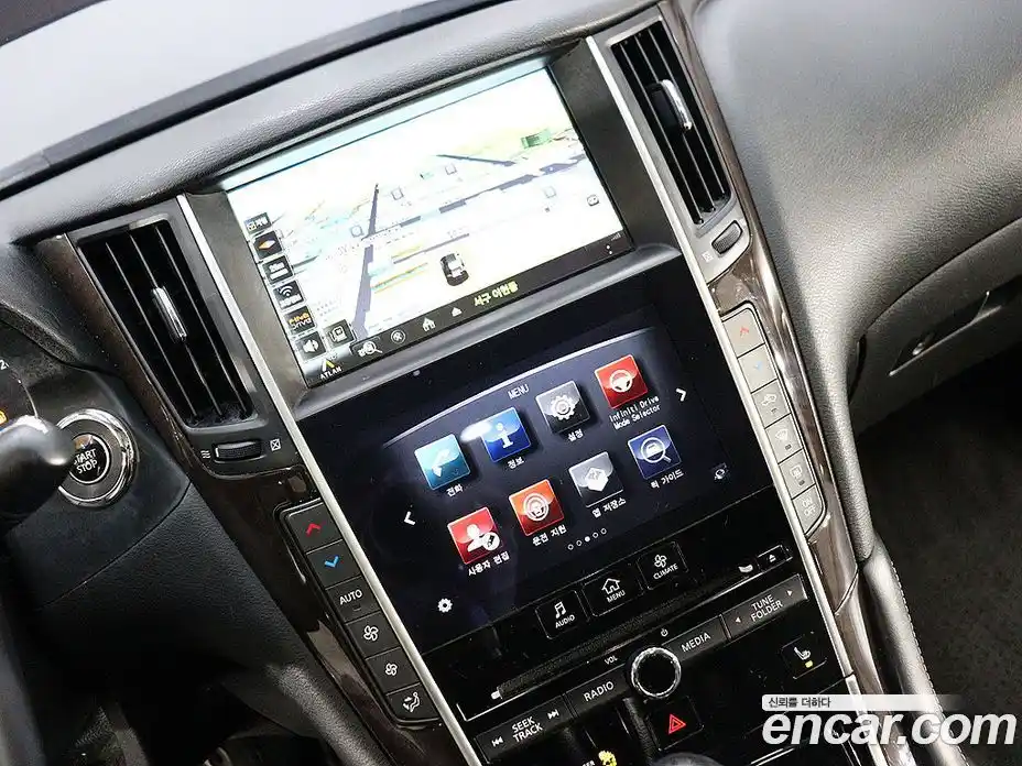 Infiniti Q50 2015 3.5 Автомат в Москве № 257138, фото 8