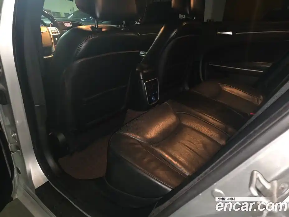 Chrysler 300C 2012 3.0 Автомат в Москве № 258156, фото 12