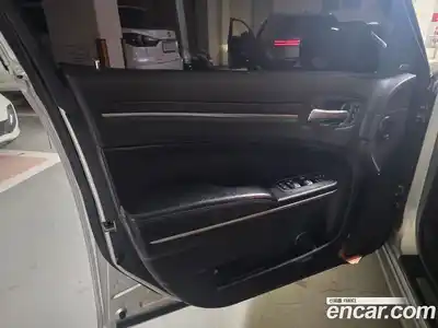 Chrysler 300C 2012 3.0 Автомат в Москве № 258156, миниатюра 8