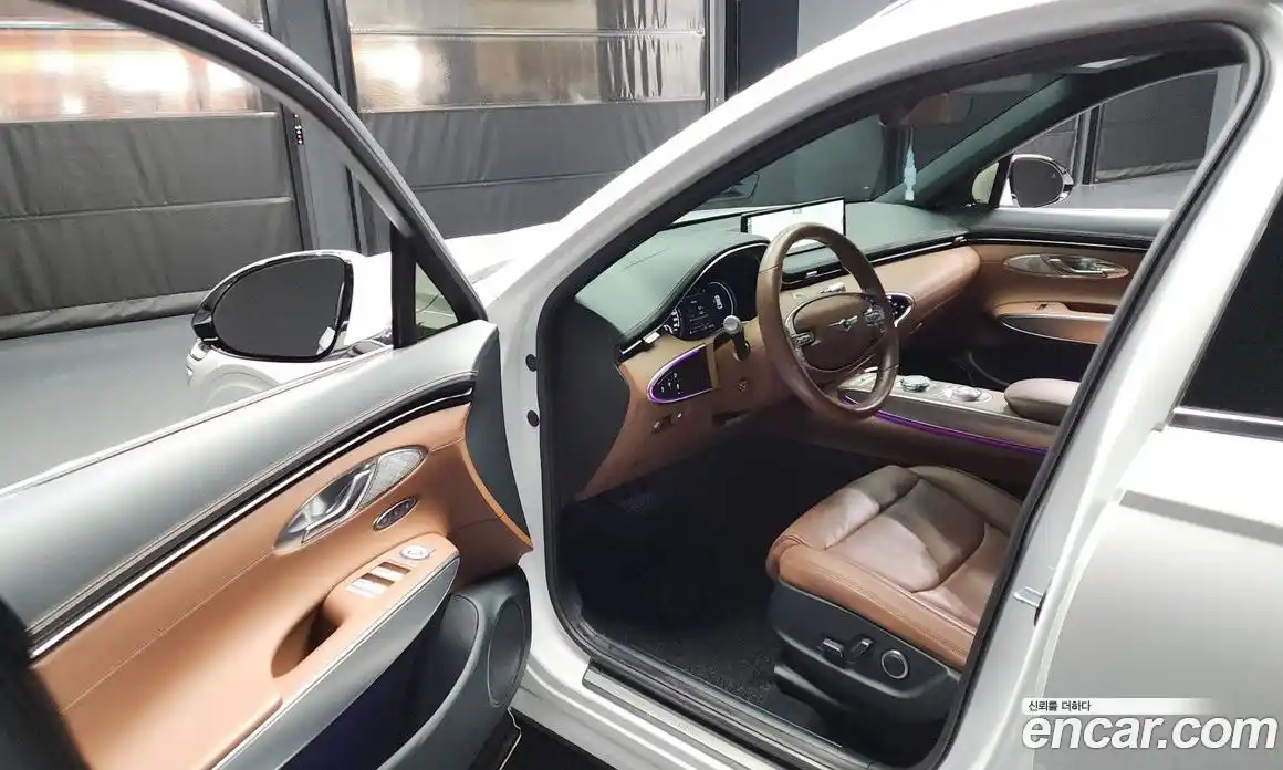 Genesis GV70 2022 2.5 Автомат в Москве № 25945, фото 14