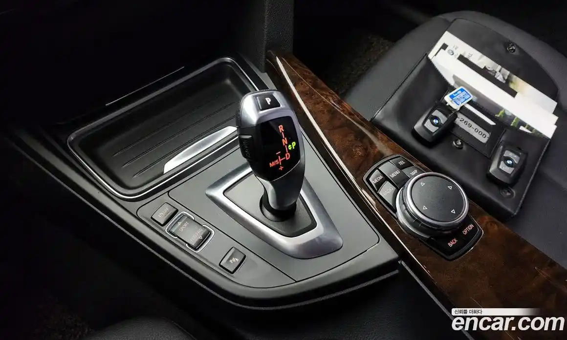 BMW 3-Series 2015 2.0 Автомат в Москве № 260953, фото 14