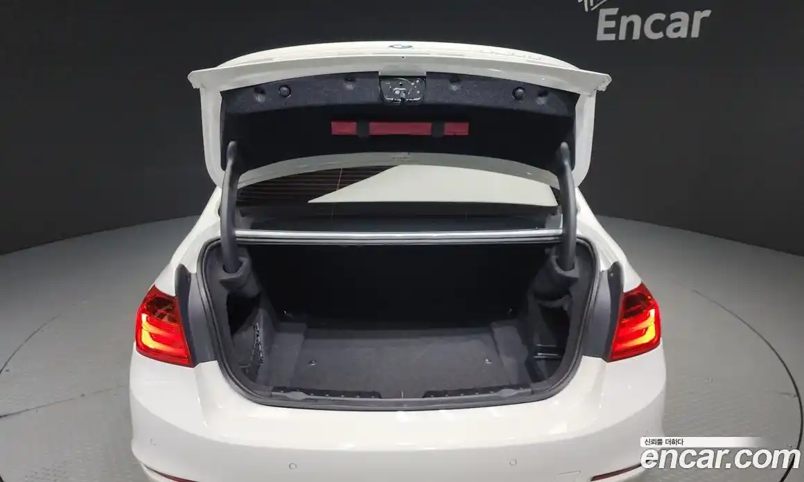 BMW 3-Series 2015 2.0 Автомат в Москве № 260953, фото 15