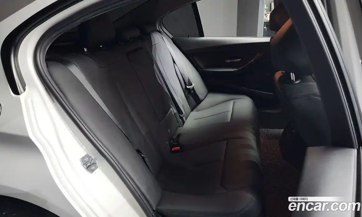 BMW 3-Series 2015 2.0 Автомат в Москве № 260953, фото 8