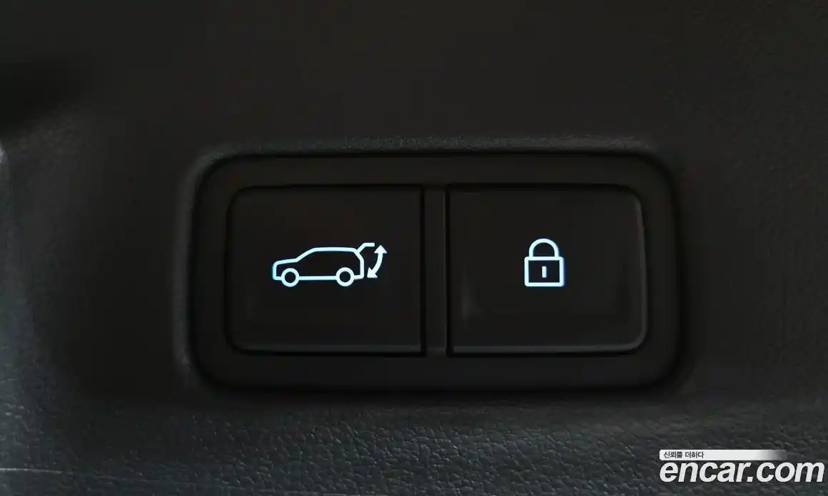 Hyundai Santa Fe 2024 1.6 Автомат в Москве № 275048, фото 20