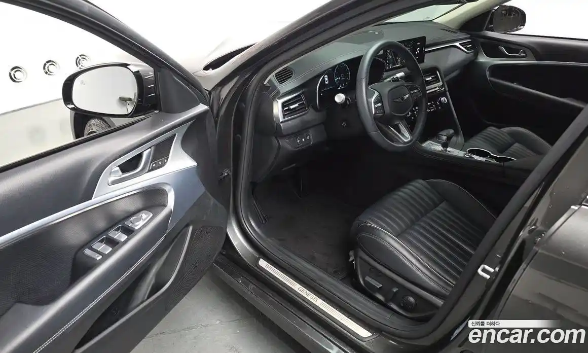 Genesis G70 2024 2.5 Автомат в Москве № 27671, фото 15