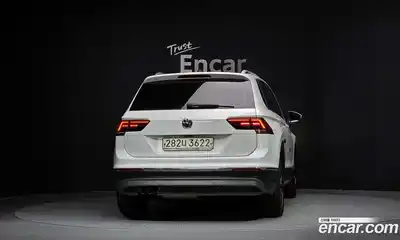Volkswagen Tiguan 2020 2.0 Автомат в Москве № 277690, миниатюра 11