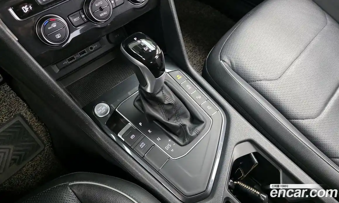 Volkswagen Tiguan 2020 2.0 Автомат в Москве № 277690, фото 15