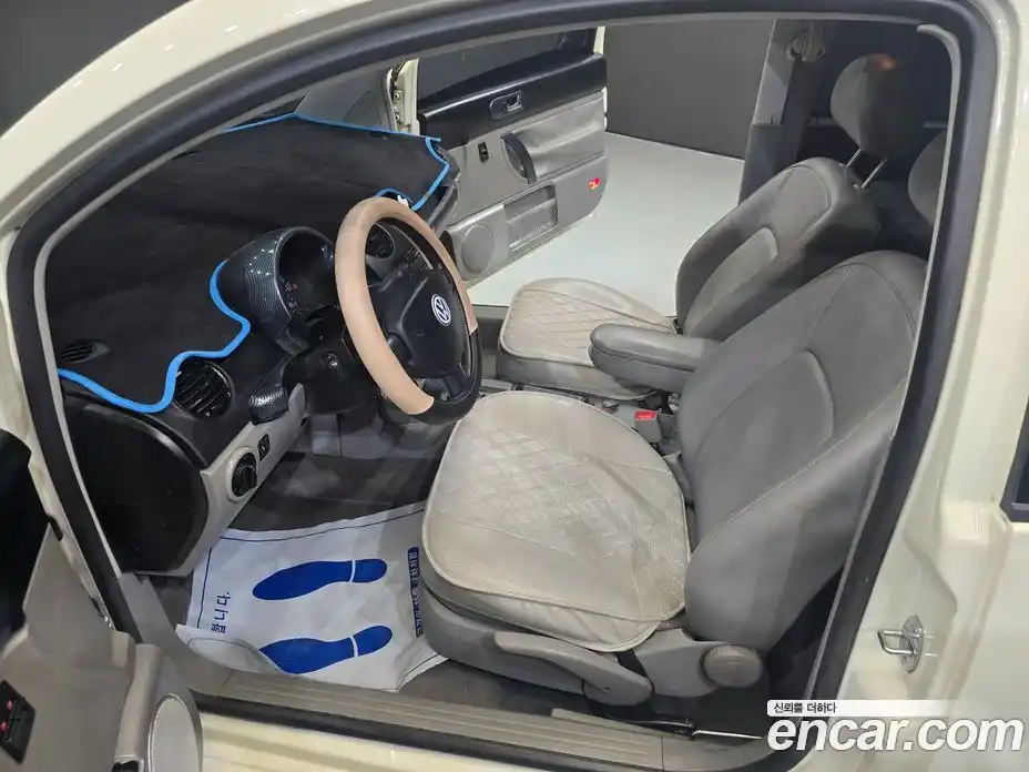 Volkswagen Beatle 2003 2.0 Автомат в Москве № 277931, фото 17