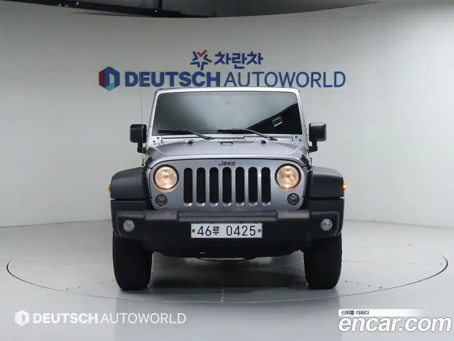 Jeep Wrangler 2017 3.6 Автомат в Москве № 278453, фото 3