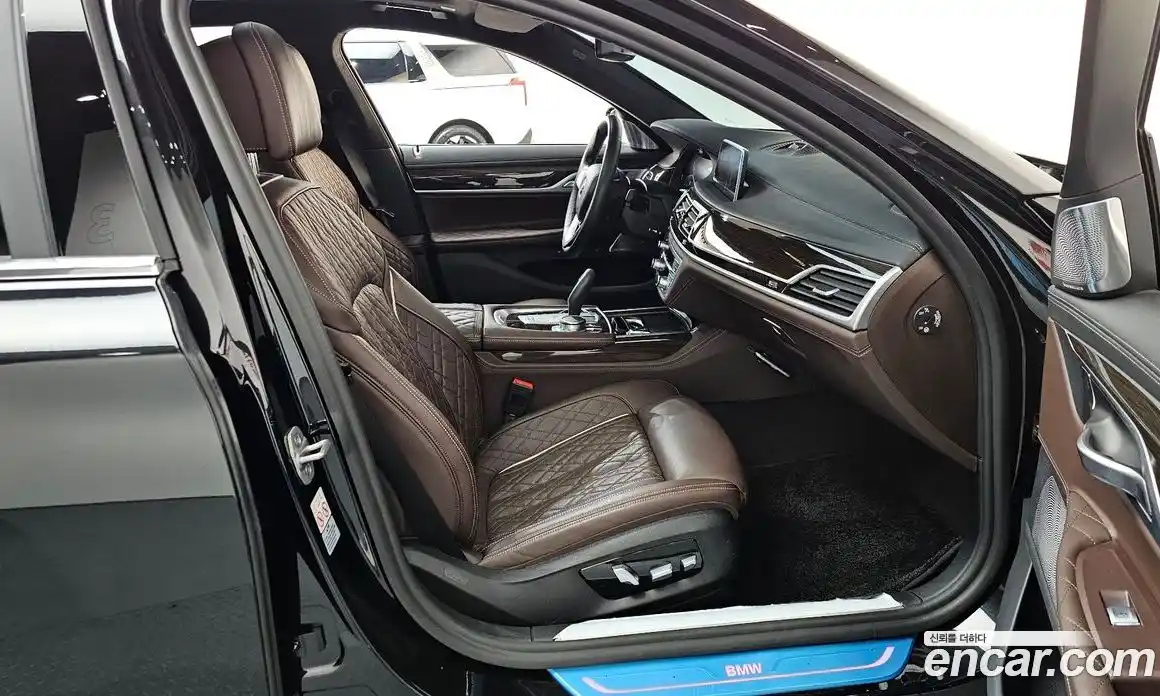 BMW 7-Series 2022 3.0 Автомат в Москве № 280887, фото 1