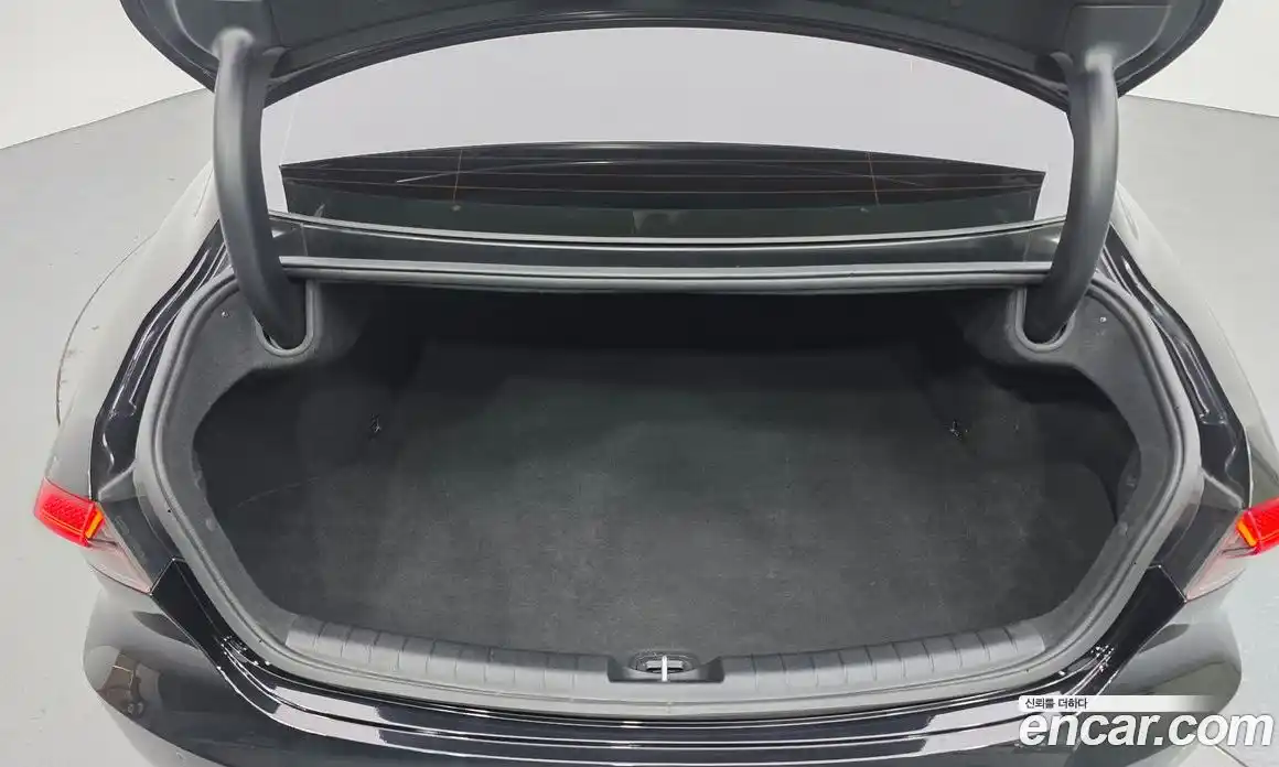 Hyundai Grandeur 2022 3.3 Автомат в Москве № 282361, фото 18