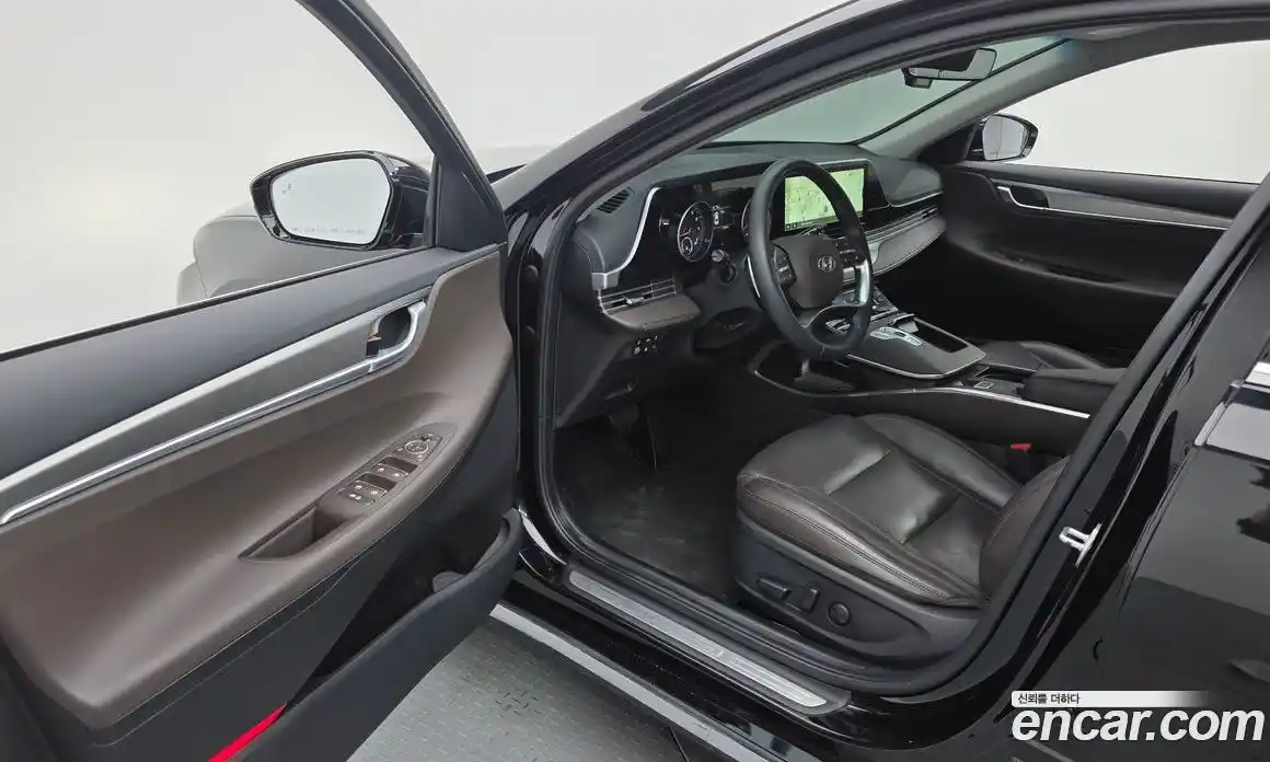 Hyundai Grandeur 2022 3.3 Автомат в Москве № 282361, фото 8