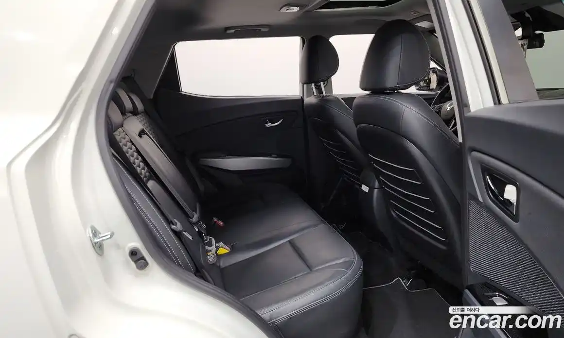 SsangYong TIBOLI 2019 1.6 Автомат в Москве № 28779, фото 12