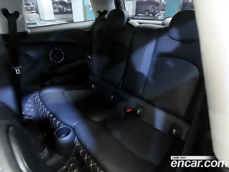 Mini Cooper 2019 2.0 Автомат в Москве № 294379, фото 7