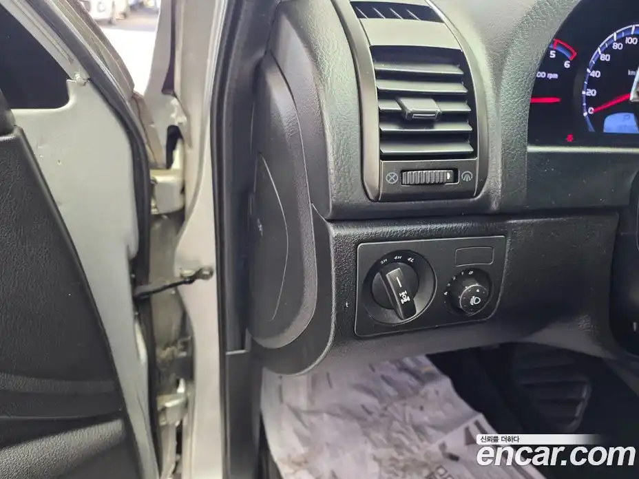 SsangYong Rexton 2015 2.0 Автомат в Москве № 29563, фото 15