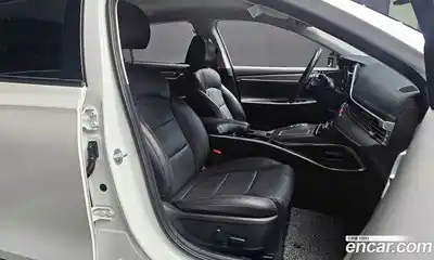 Hyundai Grandeur 2020 2.5 Автомат в Москве № 304908, миниатюра 10