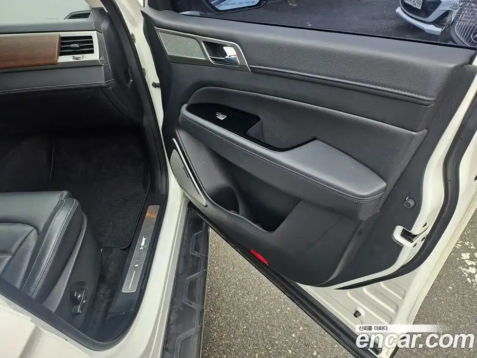 SsangYong Rexton 2018 2.2 Автомат в Москве № 30725, фото 20