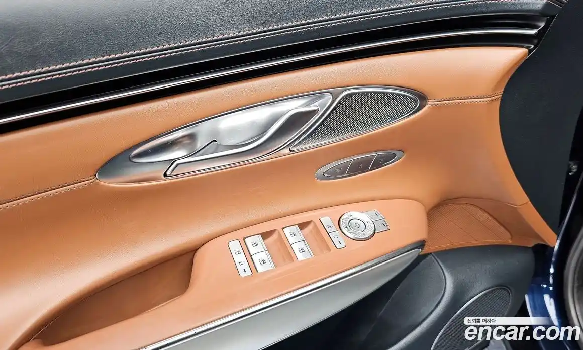 Genesis GV70 2021 2.5 Автомат в Москве № 308921, фото 14