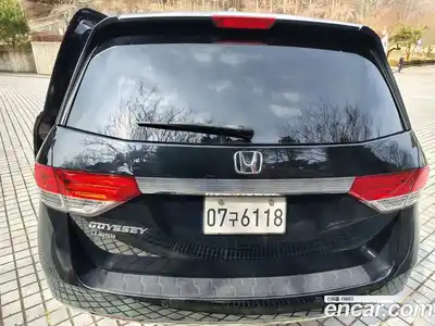 Honda Odyssey 2015 3.5 Автомат в Москве № 318761, миниатюра 4