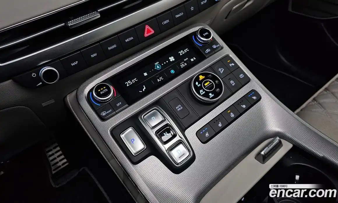 Hyundai Palisade 2023 3.8 Автомат в Москве № 319235, фото 19