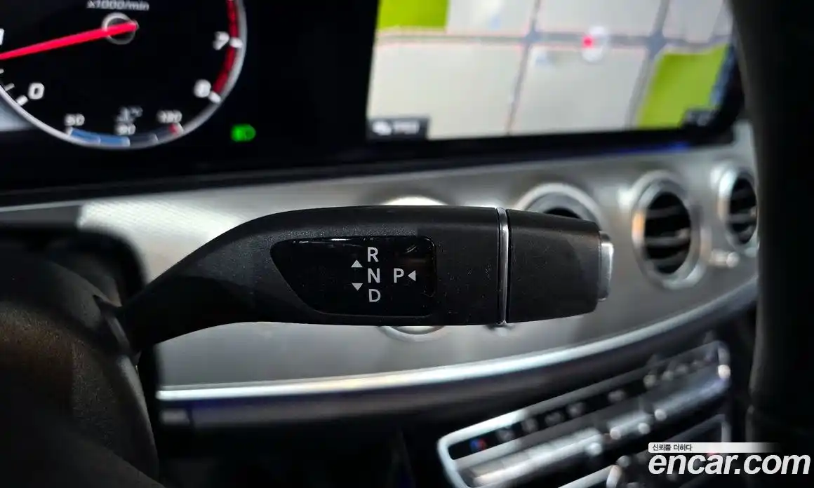 Mercedes-Benz E-Class 2019 2.0 Автомат в Москве № 322251, фото 13