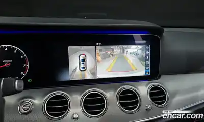 Mercedes-Benz E-Class 2019 2.0 Автомат в Москве № 322251, миниатюра 3