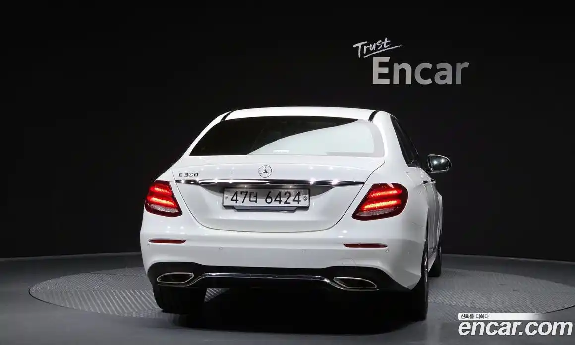 Mercedes-Benz E-Class 2019 2.0 Автомат в Москве № 322251, фото 10