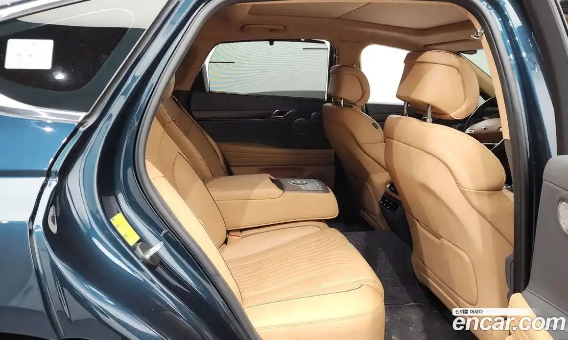 Genesis G80 2022 2.5 Автомат в Москве № 327887, фото 16